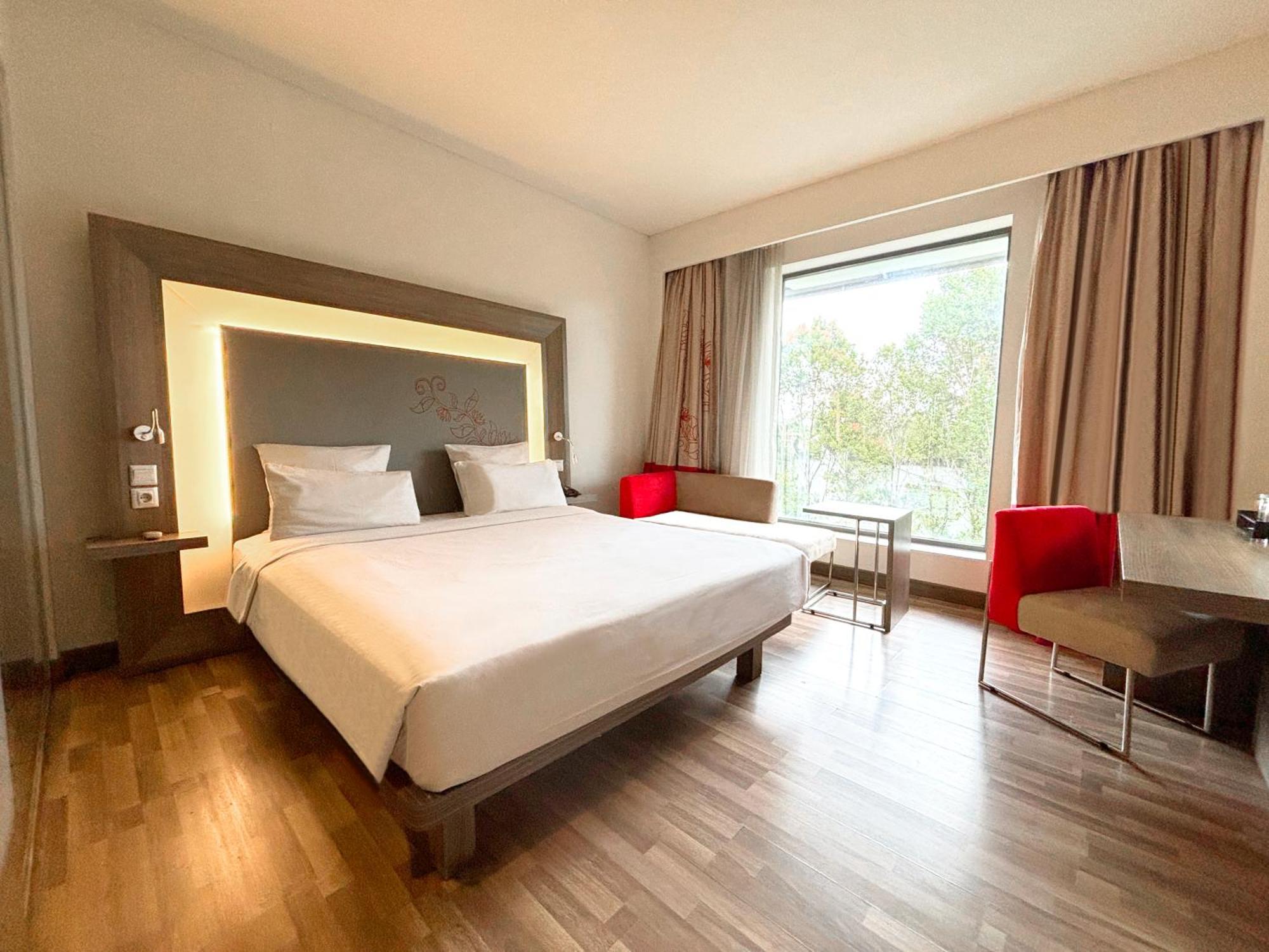 Novotel Banjarmasin Airport Banjarbaru Εξωτερικό φωτογραφία