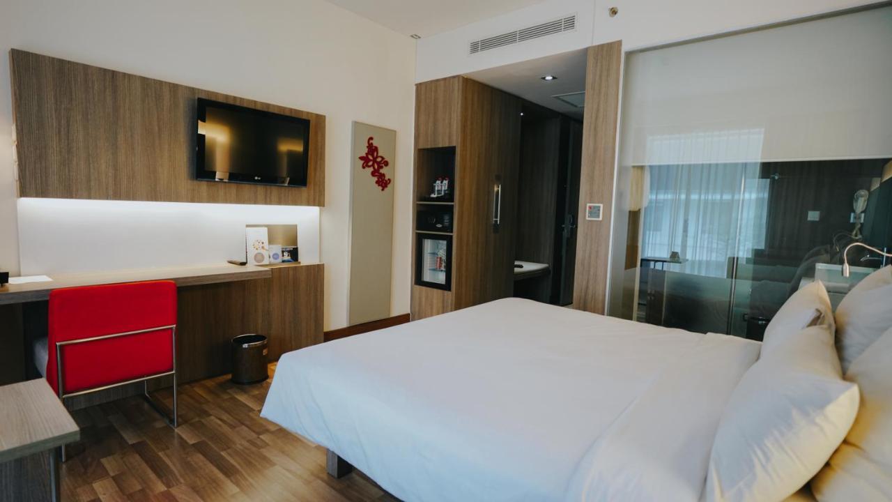 Novotel Banjarmasin Airport Banjarbaru Εξωτερικό φωτογραφία